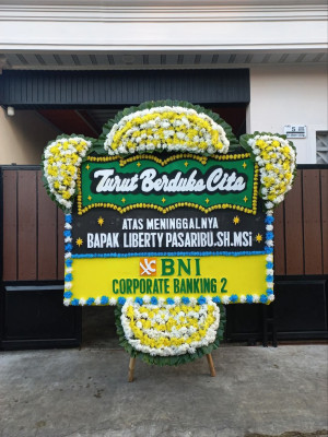 Papan Bunga Duka di Kumun Hilir