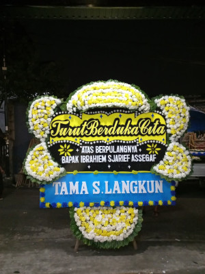 Papan Bunga Duka di Kumun Hilir